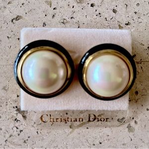 Christian Dior Pearl clip on earrings